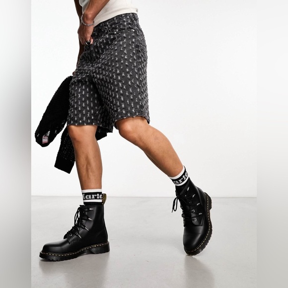 Dr Martens 1460 Danubio Black Leather Lace Up Boots Alien Hardware 8 Eye Size 9 - Picture 3 of 11